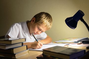 儿童英语学习成绩为什么不好？怎么提高比较好？