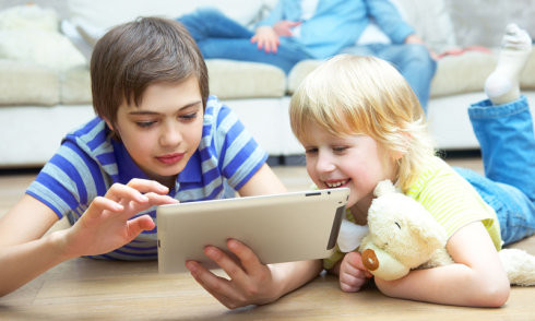 家长们如何为孩子选择网上补课一对一培训机构呢？